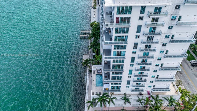 2 of 31 - 7939 East Dr, North Bay Village, FL