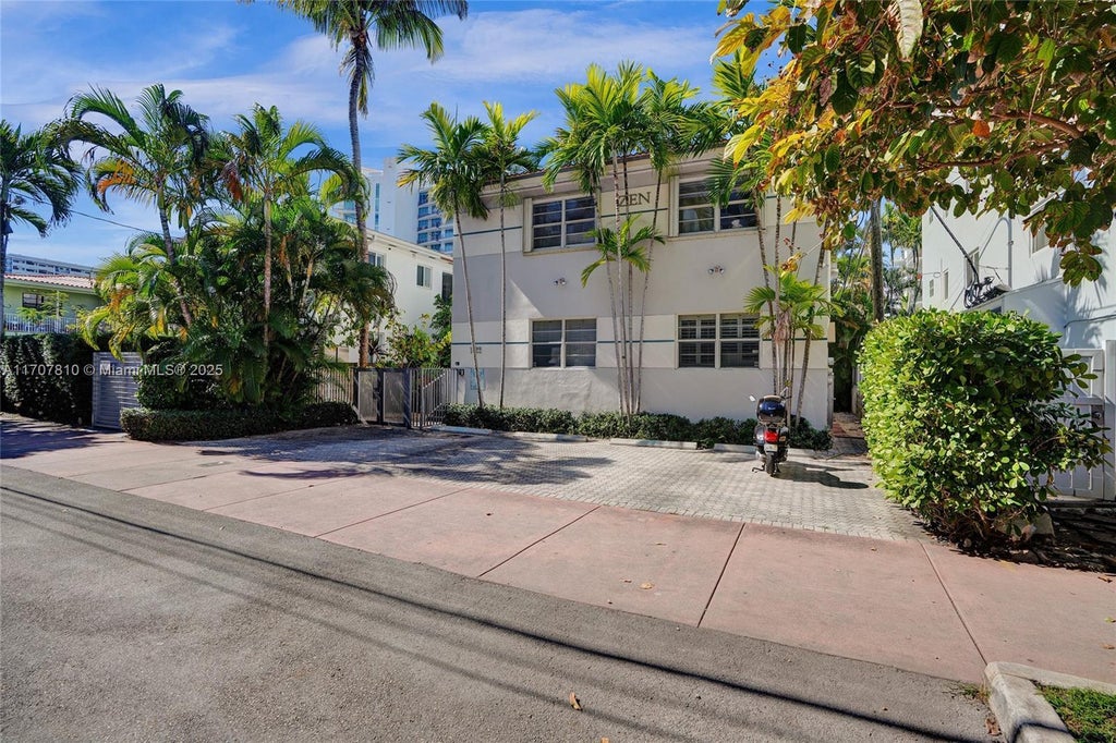 1622 Bay Rd, Miami Beach