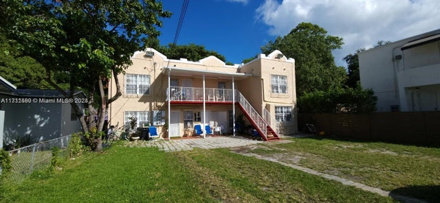 1 of 12 - 251 Nw 34th Ter, Miami, FL