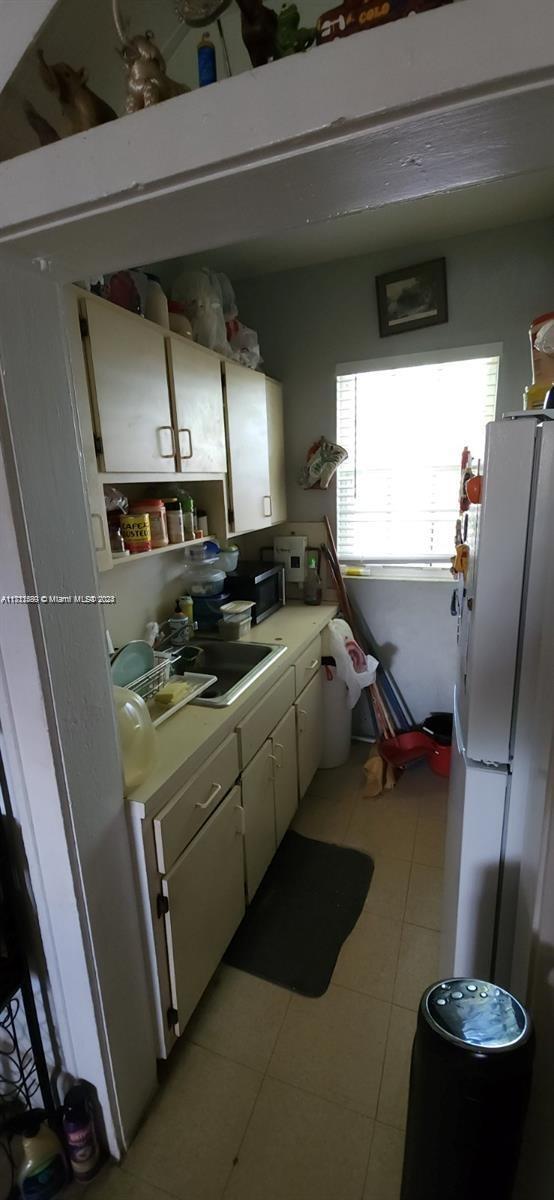 3 of 12 - 251 Nw 34th Ter, Miami, FL