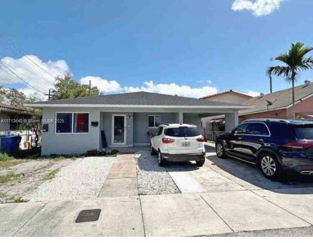 1 of 32 - 1053 Nw 34th Ave, Miami, FL