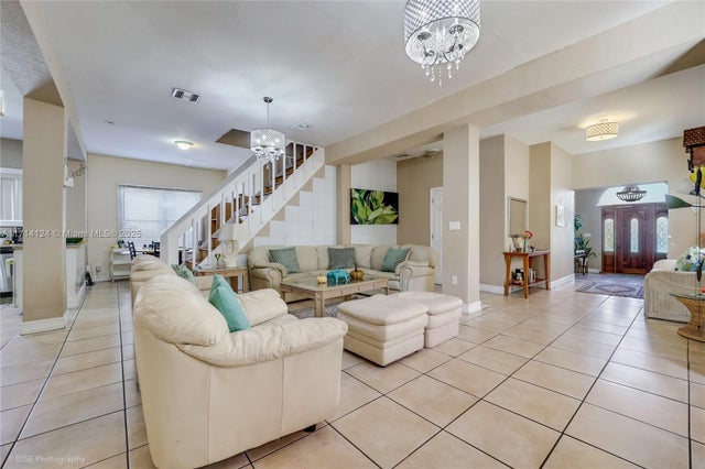 5 of 54 - 1678 Sw 11th St, Miami, FL