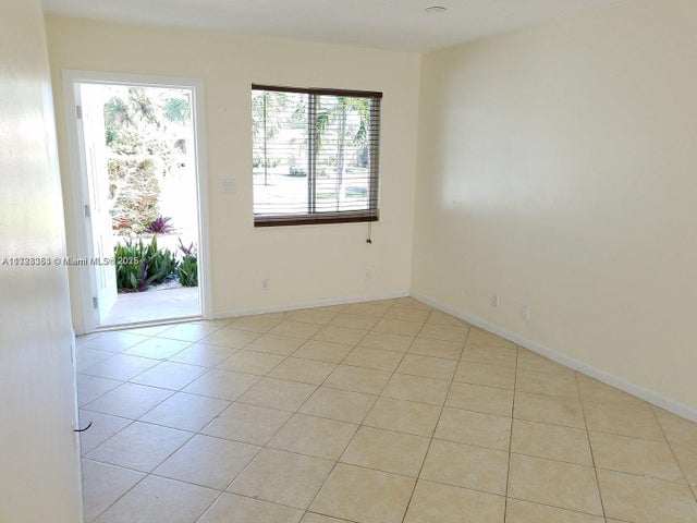 3 of 15 - 1231 Ne 23rd Ave, Pompano Beach, FL