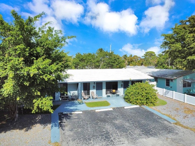 5 of 31 - 1417 Ne 22nd St, Wilton Manors, FL