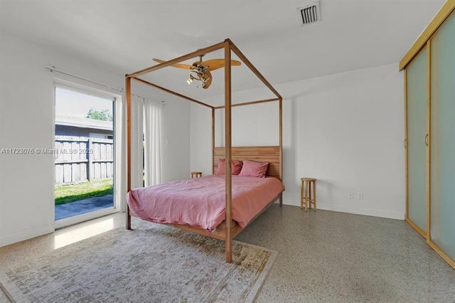 5 of 37 - 2125 Ne 14th Ave, Wilton Manors, FL