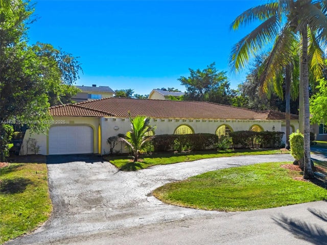 2 of 40 - 8406 Nw 35th St, Coral Springs, FL