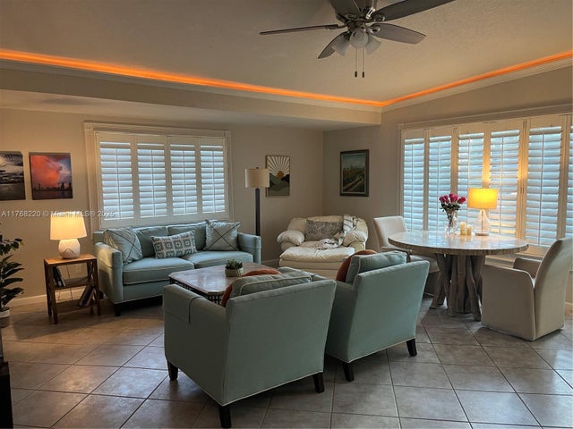 1 of 47 - 1040 Ne 16th Ave, Fort Lauderdale, FL