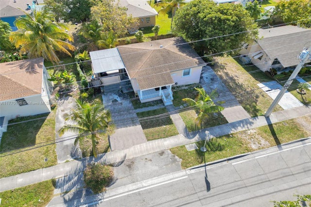 2 of 26 - 731 Sw 8th Ave, Hallandale Beach, FL