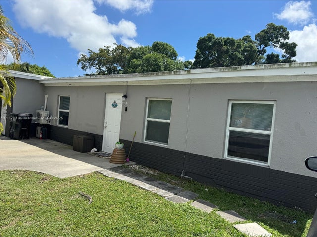 2 of 34 - 2960 Sw 17th St, Fort Lauderdale, FL