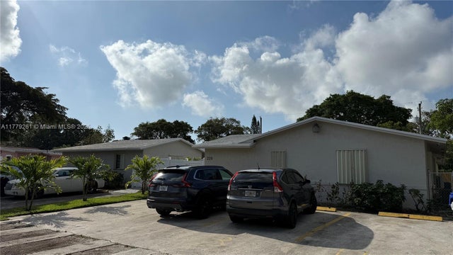 4 of 45 - 216 Nw 12th St, Pompano Beach, FL