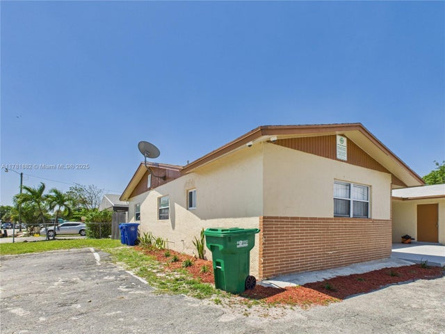 3 of 54 - 3000 Nw 13th St, Fort Lauderdale, FL