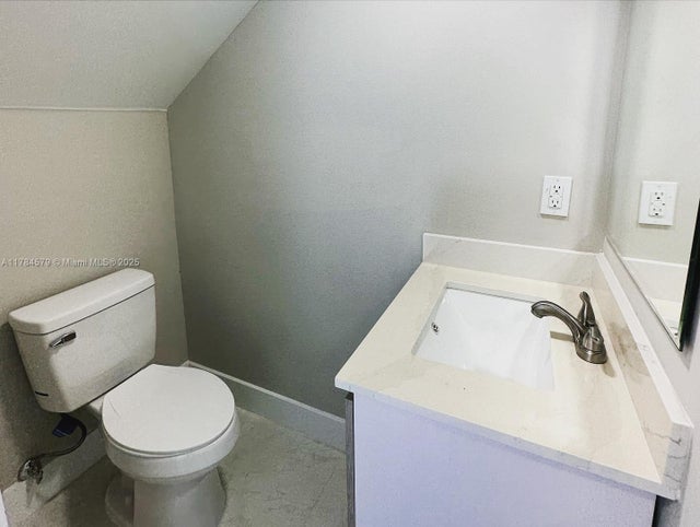 5 of 12 - 728 Nw 2nd Ave, Fort Lauderdale, FL