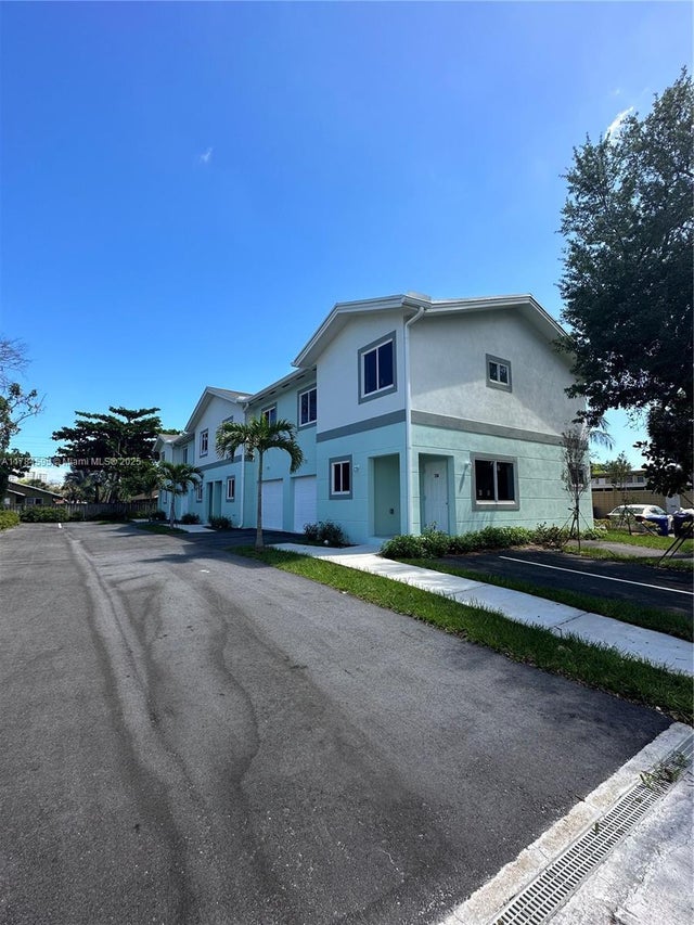 3 of 16 - 732 Nw 2nd Ave, Fort Lauderdale, FL