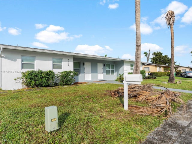 3 of 29 - 4761 Sw 43rd Ter, Dania Beach, FL