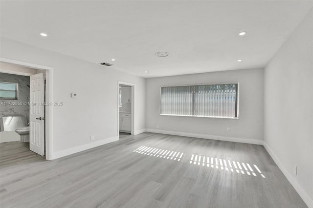 4 of 60 - 5657 Grant St, Hollywood, FL