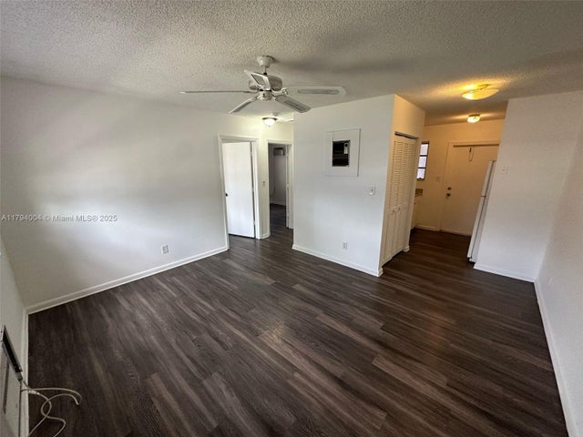 1 of 13 - 844 Nw 18th Ave, Fort Lauderdale, FL