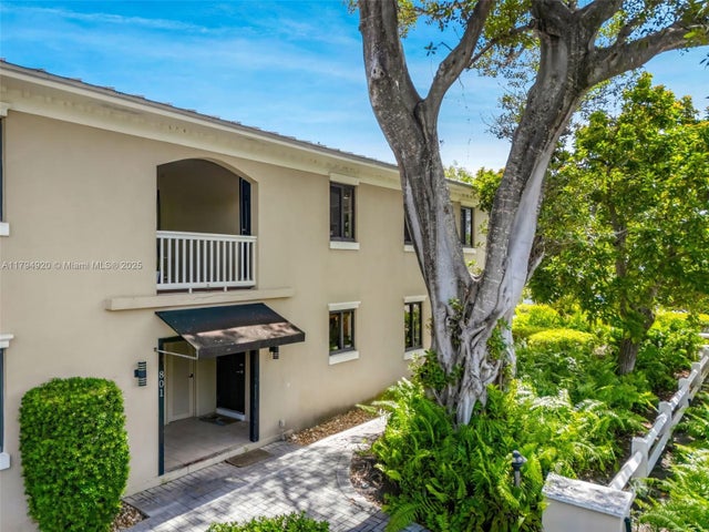 1 of 39 - 801 Ne 18th Ave #1-4, Fort Lauderdale, FL