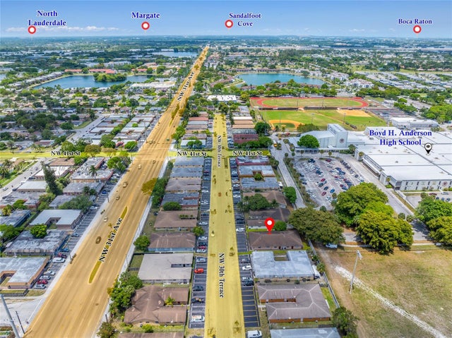 4 of 9 - 4020 Nw 30th Ter, Lauderdale Lakes, FL