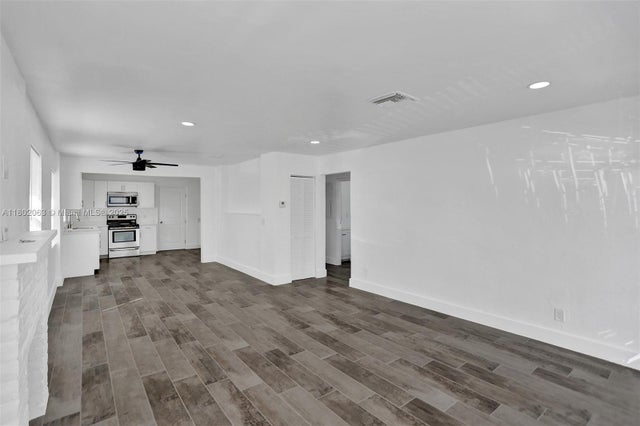 3 of 65 - 242 Sw 9th St, Dania Beach, FL