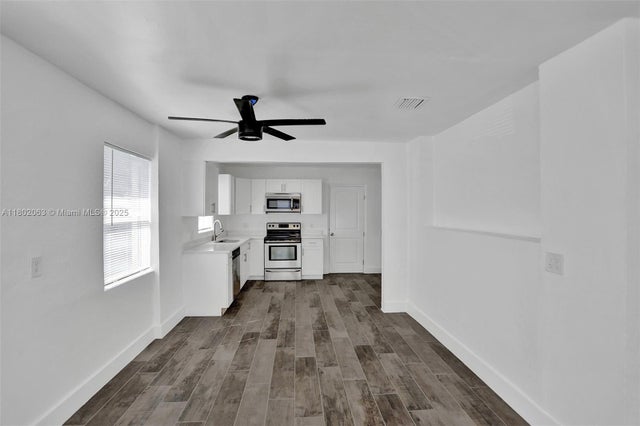 5 of 65 - 242 Sw 9th St, Dania Beach, FL