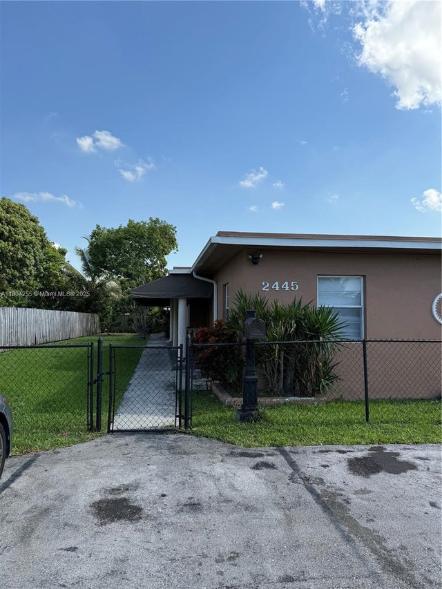 2 of 10 - 2445 Sw 18th St, Miami, FL