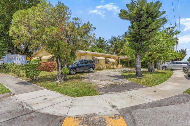 2 of 20 - 14600 Ne 14th Ave, Miami, FL