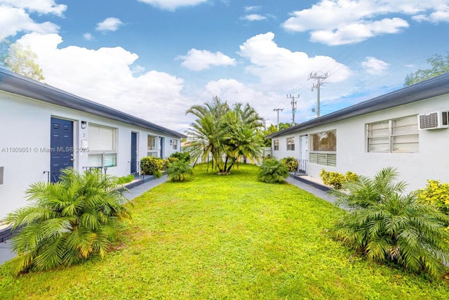 1 of 29 - 2206 Fillmore St 10 Units, Hollywood, FL