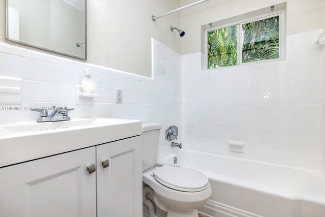 4 of 29 - 2206 Fillmore St 10 Units, Hollywood, FL