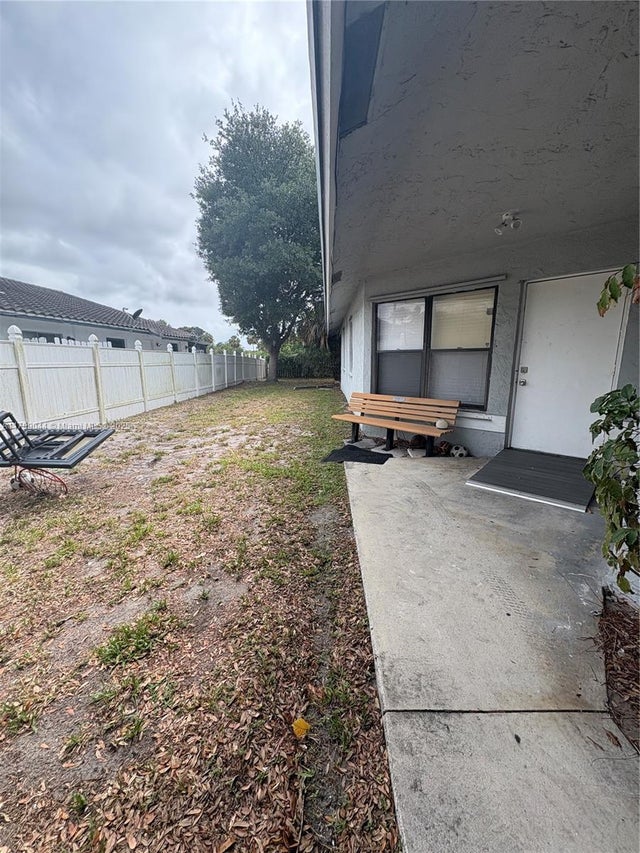 2 of 49 - 640 Sw 20th Ct, Delray Beach, FL