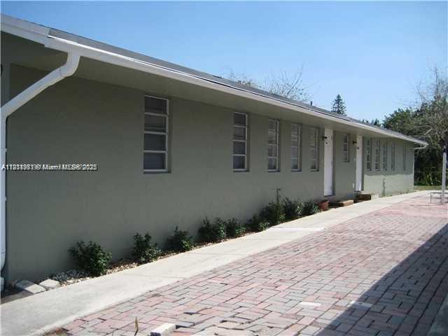4 of 6 - N/A, Hollywood, FL