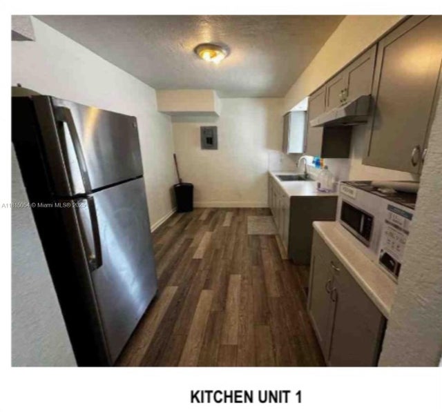 2 of 20 - 737 Nw 6th St, Hallandale Beach, FL