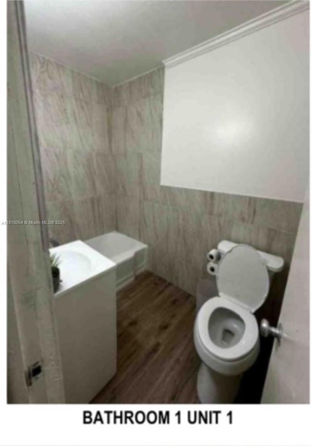 5 of 20 - 737 Nw 6th St, Hallandale Beach, FL
