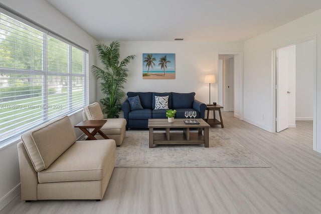 3 of 22 - 1001 Sw 4th Ave, Fort Lauderdale, FL