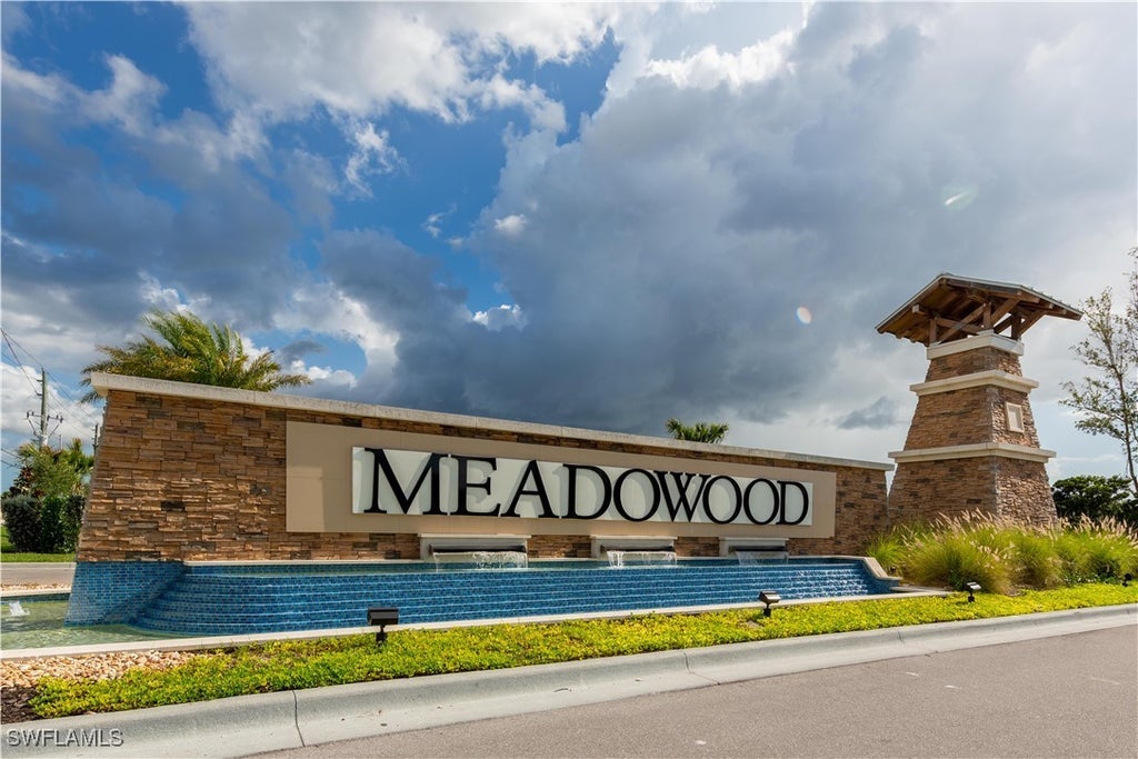 15307 Wildflower Cir, NAPLES