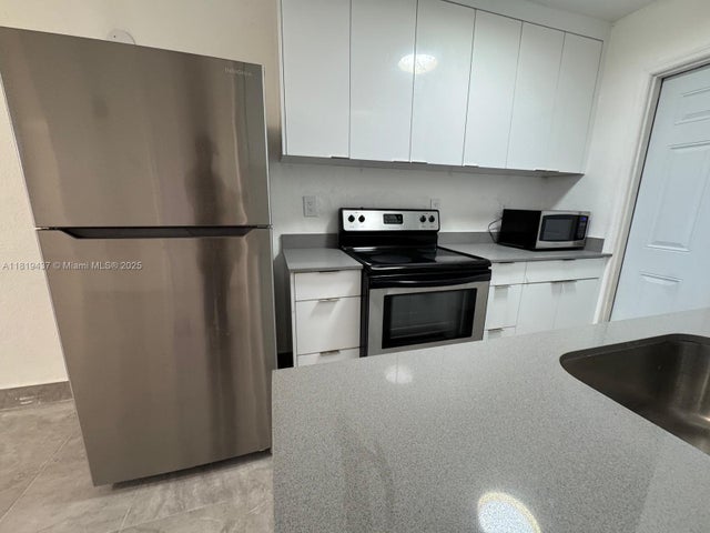 4 of 20 - 516 Nw 18th Ave, Fort Lauderdale, FL