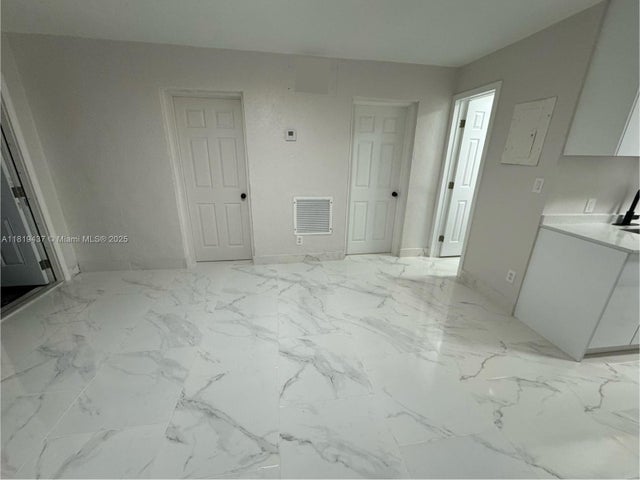 5 of 20 - 516 Nw 18th Ave, Fort Lauderdale, FL