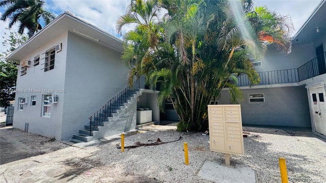 2 of 5 - 2000 Nw 29th St, Miami, FL