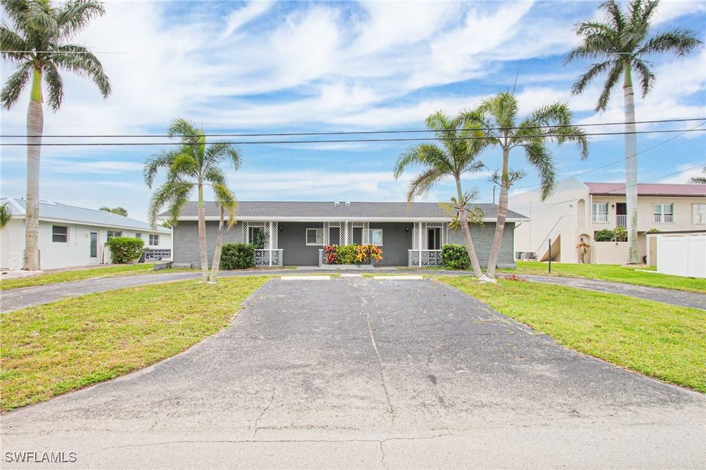 1326 Se 46th St, CAPE CORAL