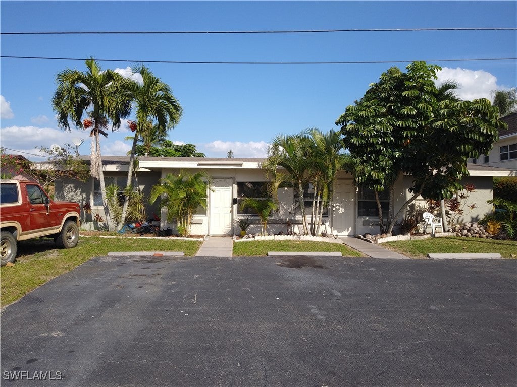 4935 / 4937 Victoria Dr, Cape Coral