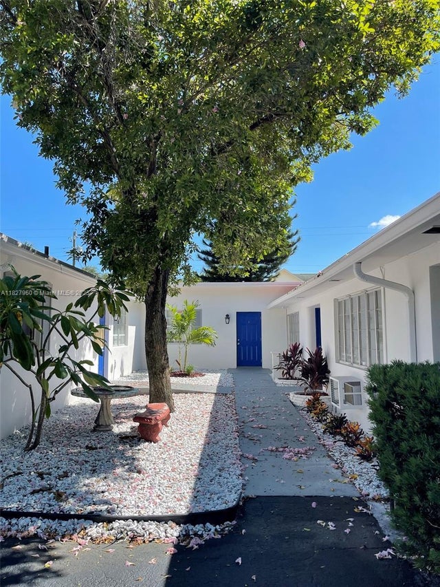 5 of 64 - 1842 Madison St, Hollywood, FL