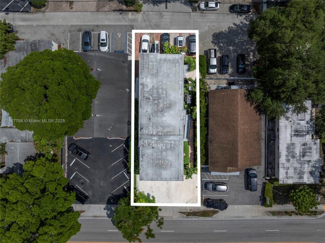 5 of 23 - 1215 E Broward Blvd, Fort Lauderdale, FL