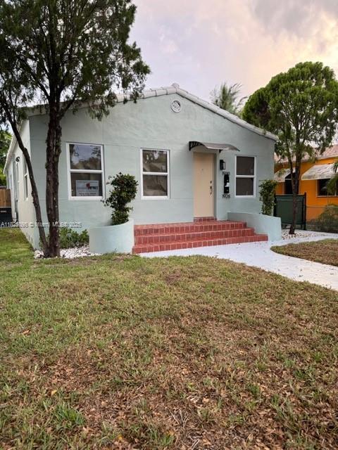 1 of 25 - 1930-1928 Adams St, Hollywood, FL