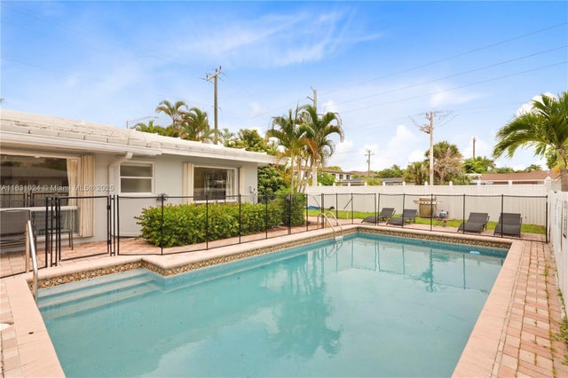 1 of 36 - 1761 Ne 55th St, Fort Lauderdale, FL