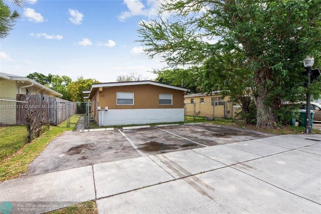 1 of 22 - 630 Nw 15th Ter, Fort Lauderdale, FL