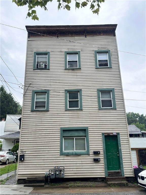 3027 Stayton Street, Marshall Shadeland