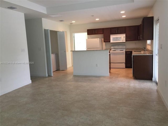 5 of 8 - 3525 Nw 114th Ln, Coral Springs, FL