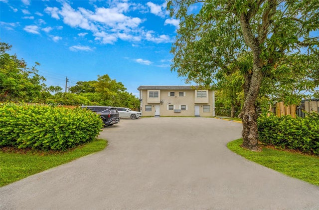 4 of 29 - 842 Nw 1st Ave, Fort Lauderdale, FL