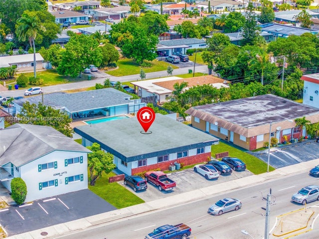 4 of 14 - 7031 Pembroke Rd, Pembroke Pines, FL