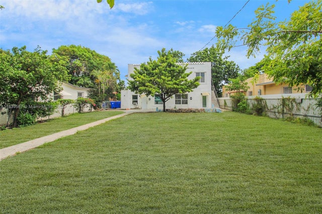 1 of 41 - 2928 Sw 4th St, Miami, FL