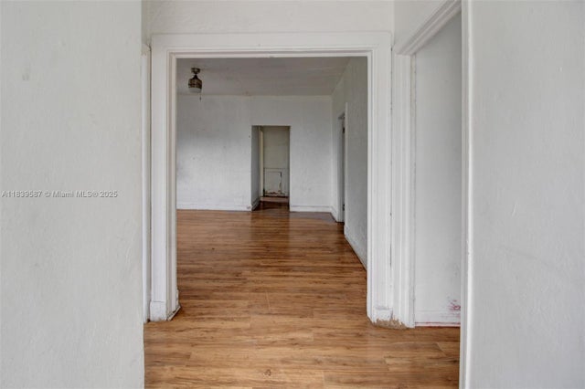 4 of 41 - 2928 Sw 4th St, Miami, FL